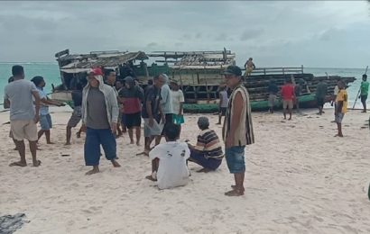 25 Perahu Tenggelam, 300-an Nelayan Menganggur Pasca Seroja di Pulau Ndao-Rote