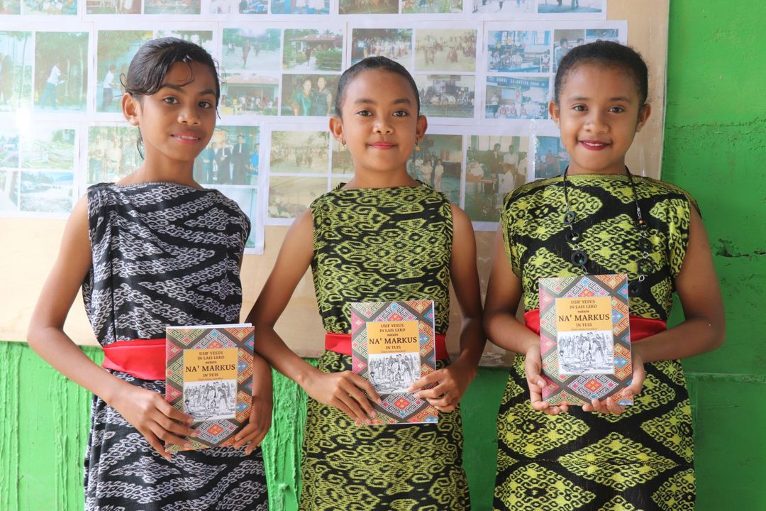 Unit Bahasa dan Budaya GMIT Luncurkan Injil Markus Bahasa Timor-Amanuban