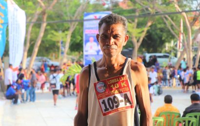 Bermodal Pengalaman Kejar Sapi di Hutan Amfoang, Bapak Ini Ikut Lomba Lari 10 K Dukung Konas XV FK PKB PGI